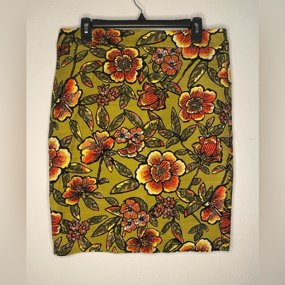 Ann Taylor LOFT Olive Floral Midi Pencil Skirt Womens 12 - Picture 2 of 5